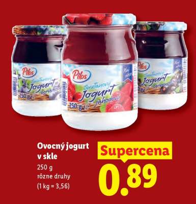 Ovocný jogurt v skle